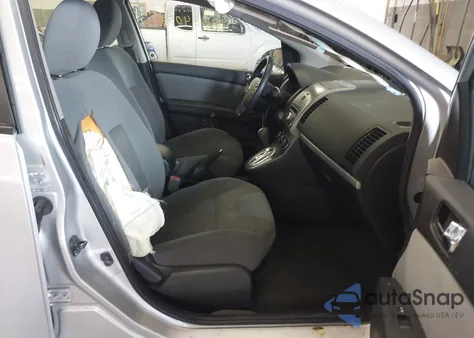 2010 Nissan Sentra 2.0Sr из США, поврежденный, VIN 3N1AB6AP1AL699563